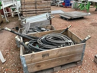 Diverse hydraulische slangen - afbeelding 2 van  3