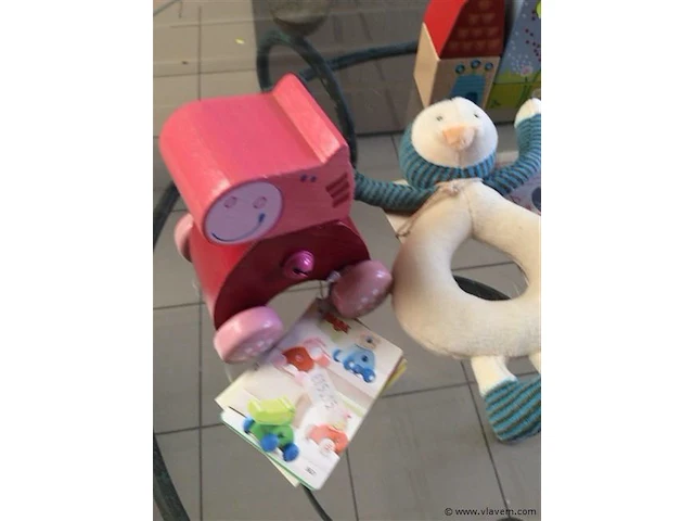 Diverse items - afbeelding 2 van  3