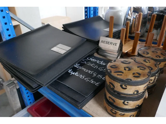 Diverse items - afbeelding 2 van  5