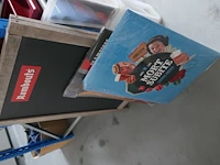 Diverse items - afbeelding 4 van  5