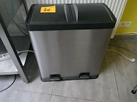 Diverse items - afbeelding 1 van  3