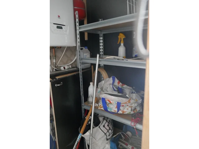 Diverse items - afbeelding 1 van  3