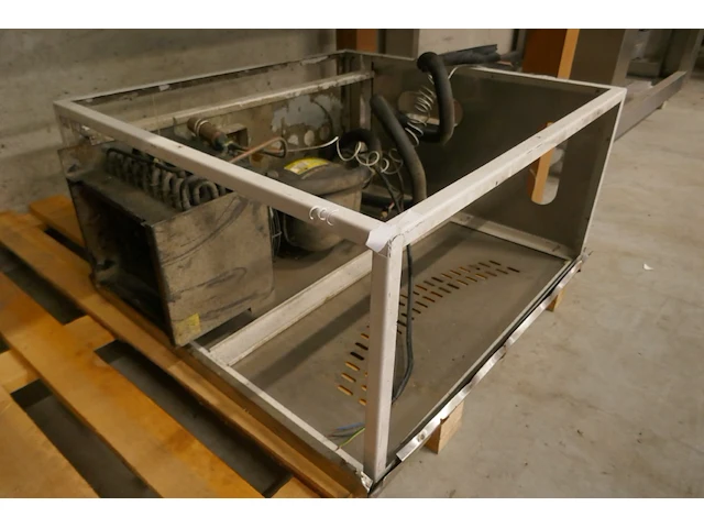 Diverse items - afbeelding 3 van  5