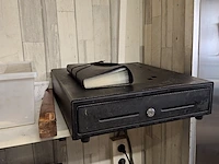 Diverse items - afbeelding 1 van  5
