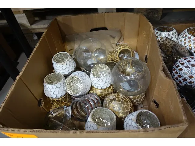 Diverse kaars potjes - afbeelding 4 van  4