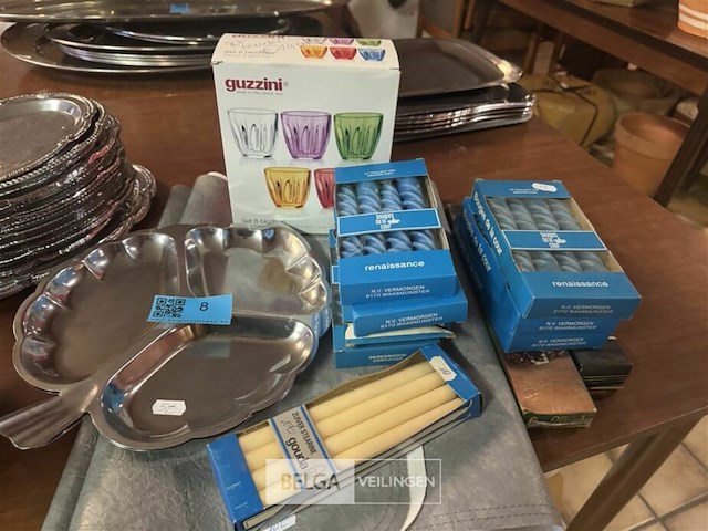 Diverse kaarsen en serveer schalen - afbeelding 1 van  6