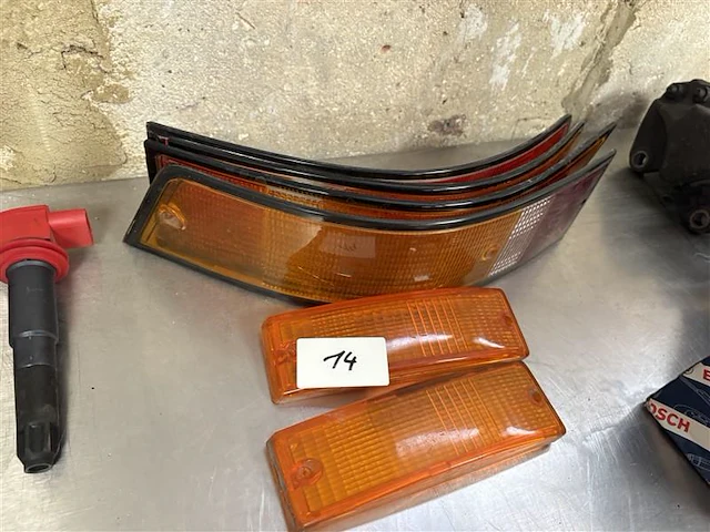 Diverse kapjes lampen porsche 911 - afbeelding 1 van  4
