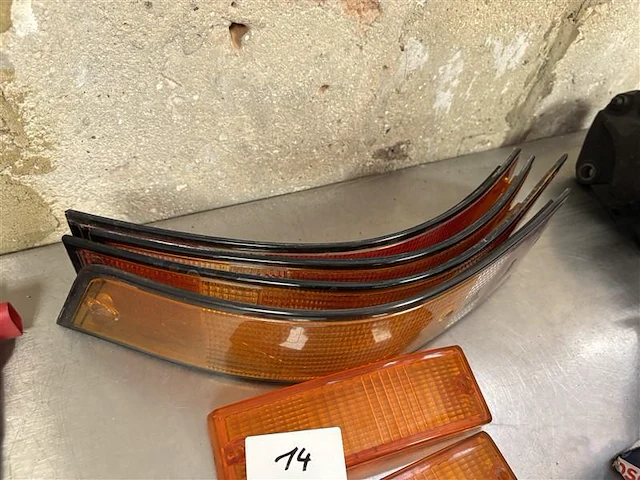 Diverse kapjes lampen porsche 911 - afbeelding 3 van  4