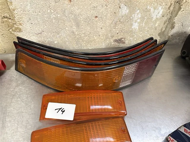 Diverse kapjes lampen porsche 911 - afbeelding 4 van  4