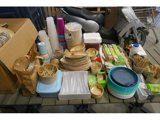 Diverse keuken items - afbeelding 1 van  6