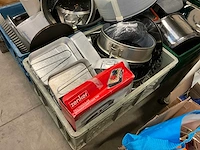 Diverse keukenbenodigdheden - afbeelding 2 van  5