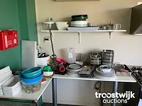 Diverse keukenbenodigdheden - afbeelding 1 van  5