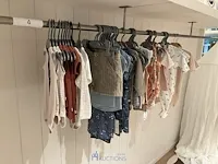 Diverse kinderkledij