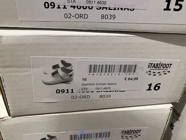 Diverse kinderschoenen - afbeelding 2 van  15