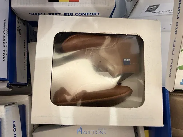 Diverse kinderschoenen - afbeelding 7 van  13