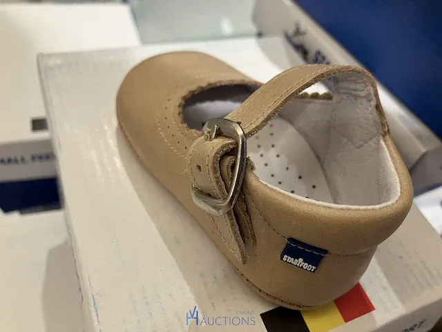 Diverse kinderschoenen - afbeelding 10 van  13