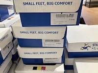 Diverse kinderschoenen - afbeelding 12 van  13