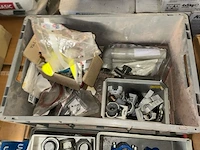 Diverse klemmen en vastzetmateriaal - afbeelding 7 van  8