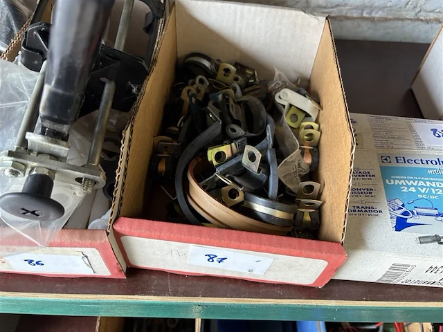 Diverse klemmen - afbeelding 1 van  1