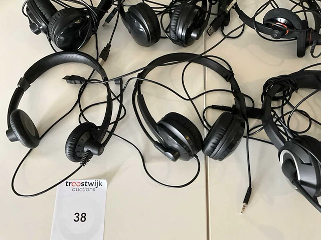 Diverse koptelefoons (12x) - afbeelding 3 van  5