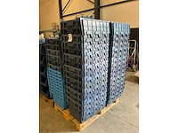 Diverse kunststof stapelbakken (60x) - afbeelding 4 van  5