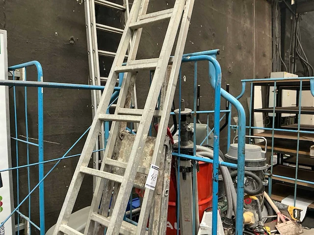 Diverse ladders (3x) - afbeelding 3 van  3