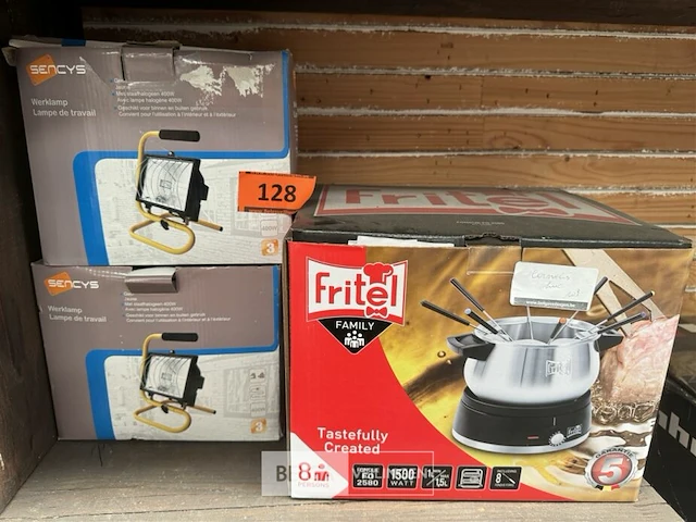 Diverse lampen en friteusse - afbeelding 2 van  2