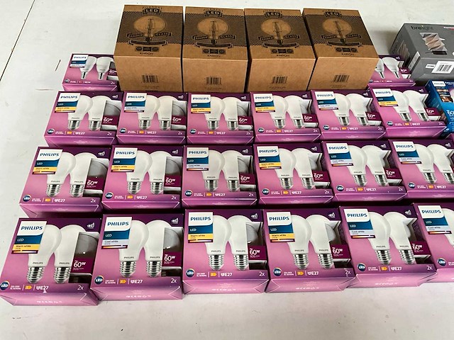 Diverse lichtbronnen van o.a. philips - afbeelding 2 van  8