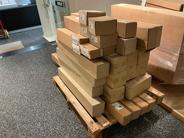 Diverse luchtafvoer bulex - afbeelding 1 van  8