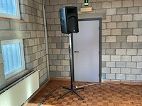 Diverse luidspreker op statief (2x) - afbeelding 1 van  8