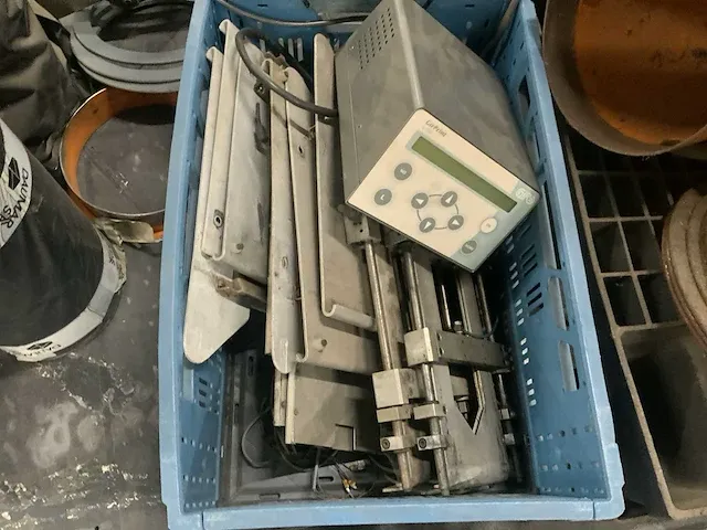 Diverse machine onderdelen - afbeelding 4 van  8