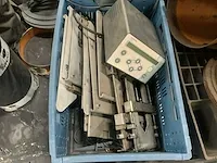 Diverse machine onderdelen - afbeelding 4 van  8