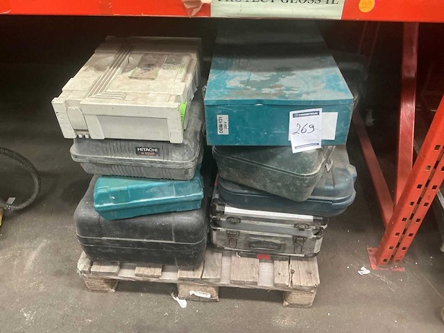 Diverse machinekoffers (9x) - afbeelding 1 van  5