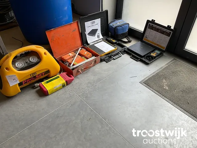 Diverse meetgereedschappen - afbeelding 1 van  8
