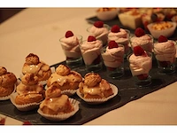 Diverse melamime serveerkommen, gastronormtrays, borden en melamime leistenen ( circa 150x ) - afbeelding 26 van  34