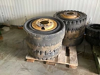 Diverse merken heftruck wielen band, wiel en velg (6x) - afbeelding 4 van  4