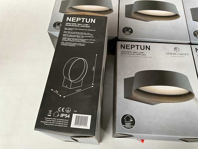 Diverse merken mix kavel binnen- en buitenverlichting (13x) - afbeelding 7 van  11