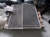 Diverse metalen platen - afbeelding 1 van  1