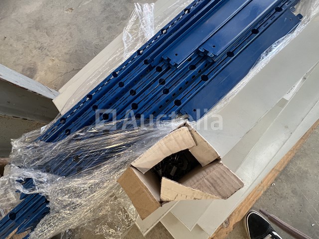 Diverse meubels - afbeelding 18 van  34