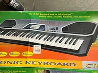 Diverse muziekinstrumenten - afbeelding 3 van  14