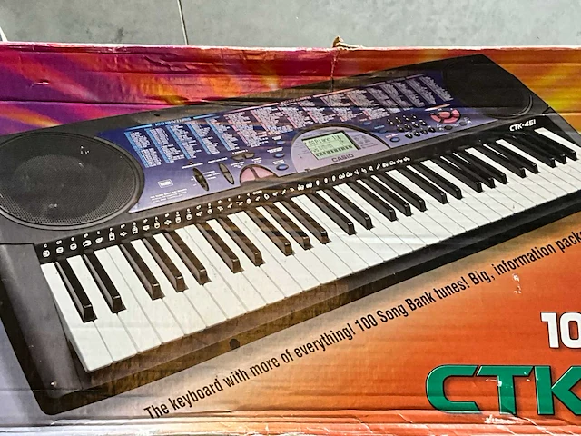 Diverse muziekinstrumenten - afbeelding 4 van  14