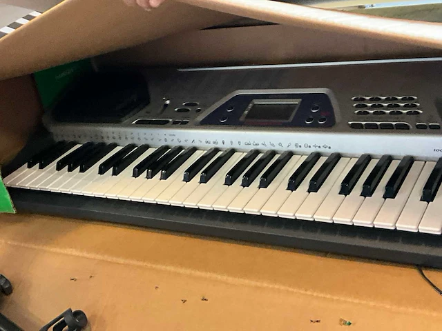 Diverse muziekinstrumenten - afbeelding 14 van  14