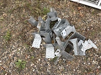 Diverse nageplaten en balkhouders - afbeelding 1 van  3