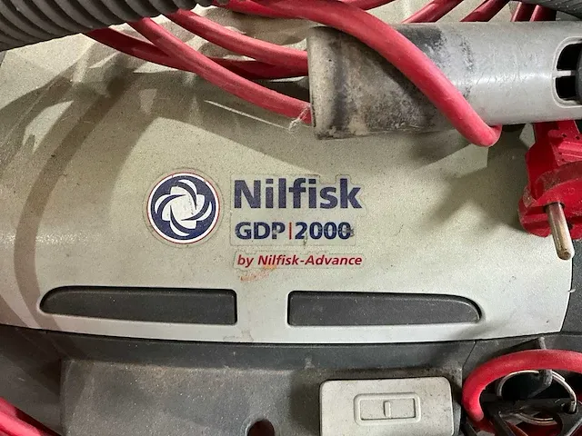Diverse nilfisk stofzuigers (3x) - afbeelding 5 van  5