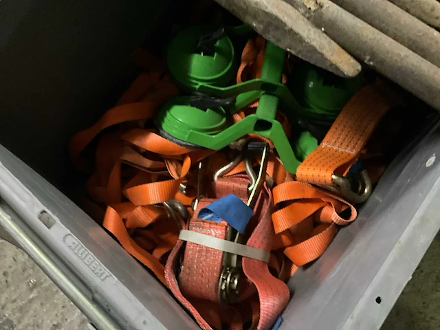Diverse onderdelen, gereedschappen en accessoires - afbeelding 10 van  34