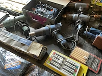 Diverse onderdelen, gereedschappen en accessoires - afbeelding 19 van  33