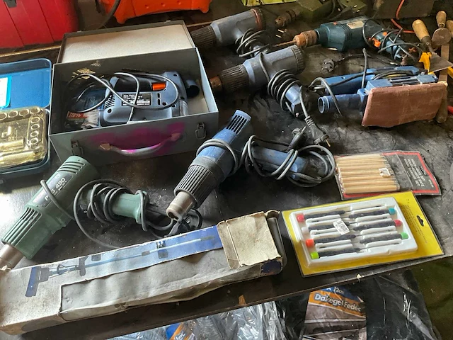 Diverse onderdelen, gereedschappen en accessoires - afbeelding 29 van  33