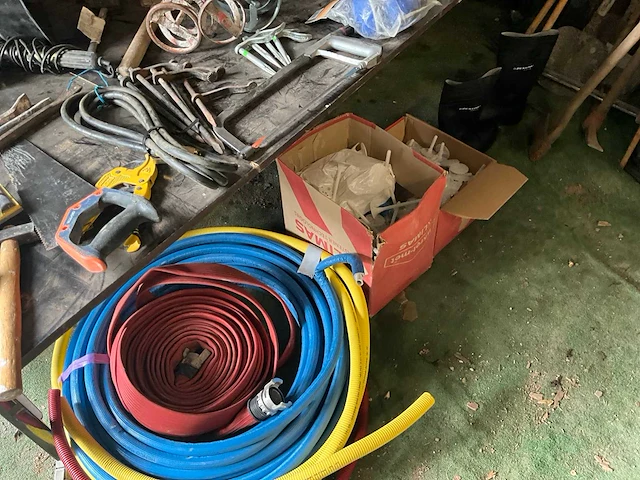 Diverse onderdelen, gereedschappen en accessoires - afbeelding 26 van  31