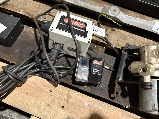 Diverse onderdelen motec - afbeelding 2 van  5