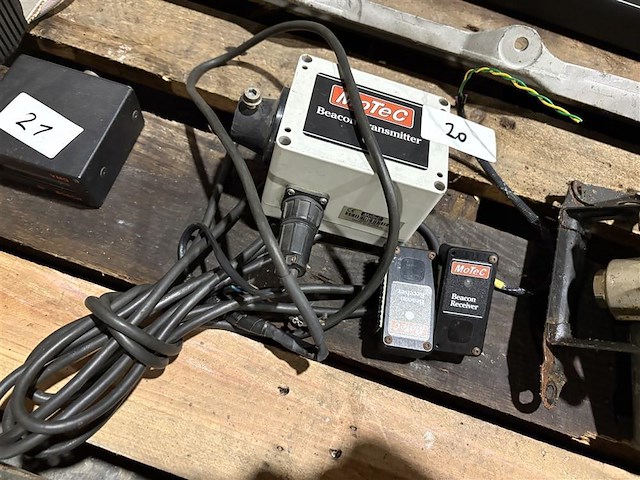 Diverse onderdelen motec - afbeelding 3 van  5